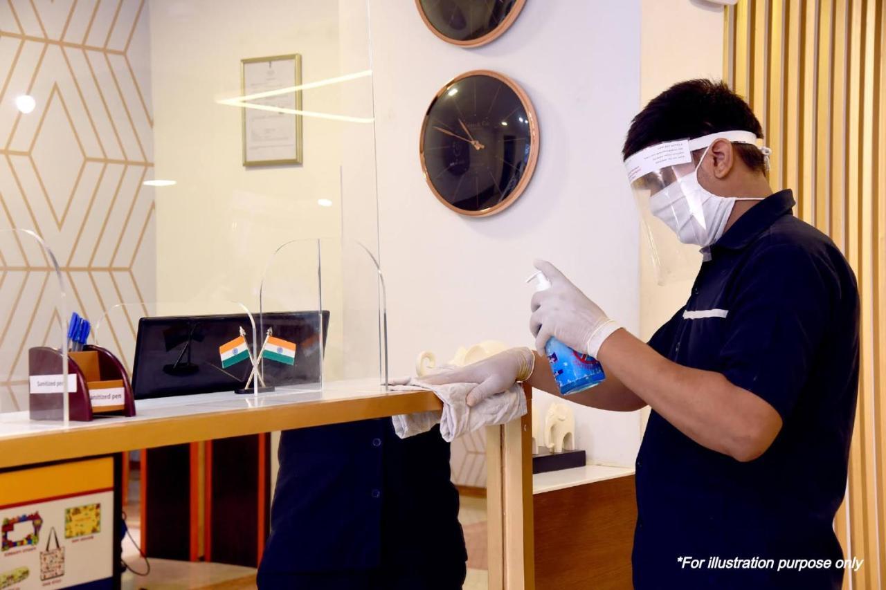 Vaccinated Staff- Oyo Flagship 60526 Five Star Grand Shamshabad Zewnętrze zdjęcie